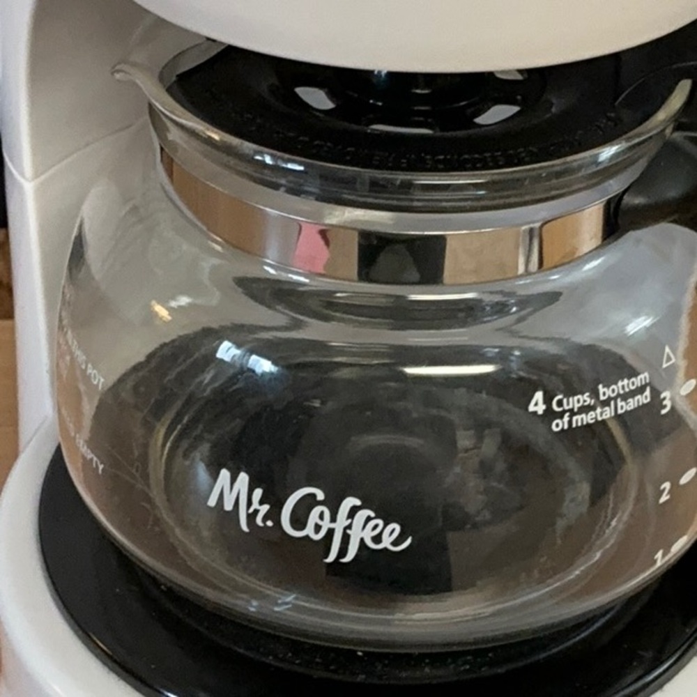 Mr.Coffee 4 Cup mini /dorm room sized pot. - Picture 5 of 16